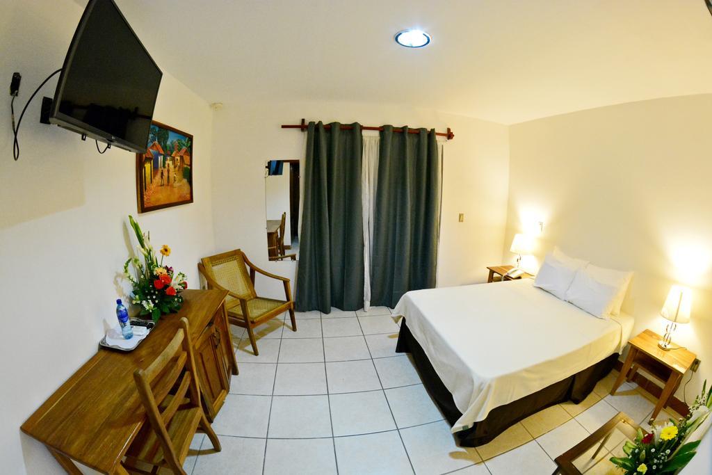 Hotel Europeo Managua Bagian luar foto