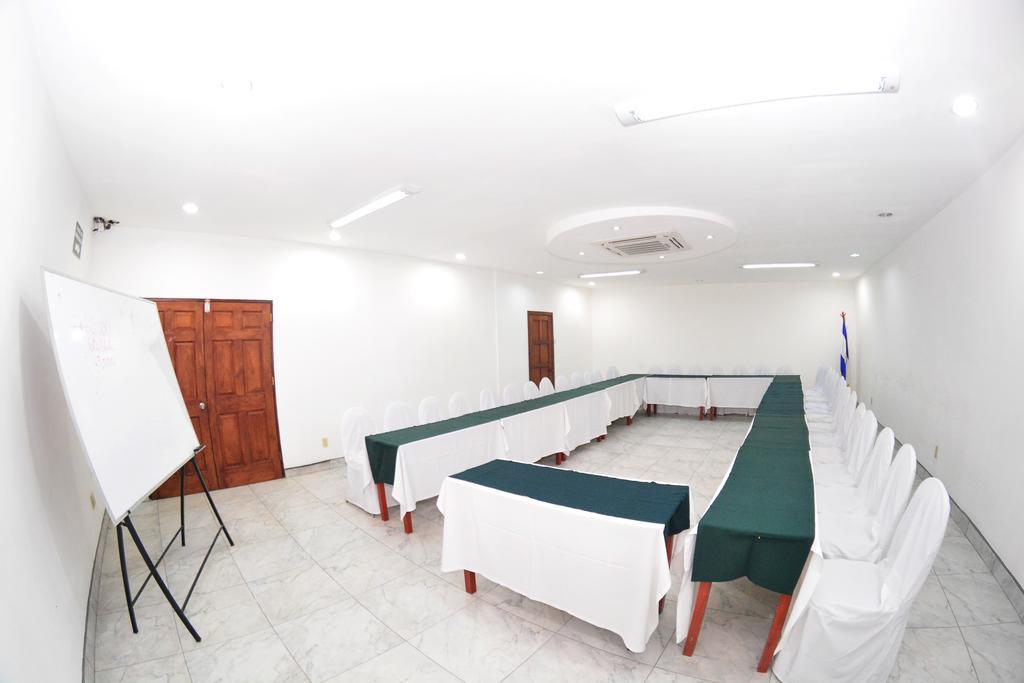 Hotel Europeo Managua Bagian luar foto